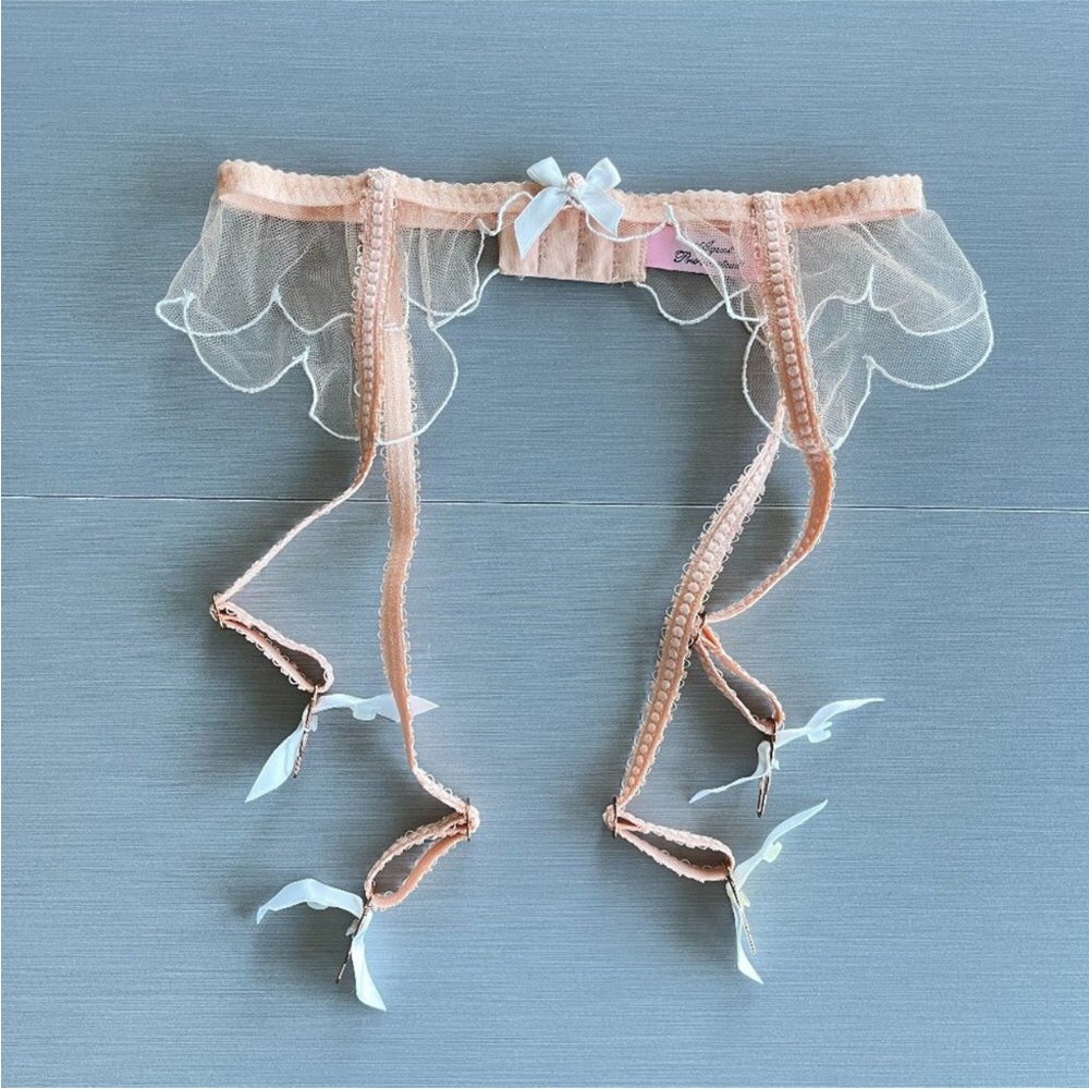 AGENT PROVOCATEUR Garter Belt